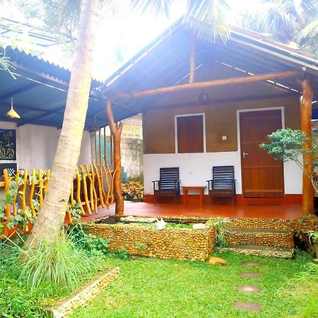 Nature Lovers Safari & Villa Udawalawe Kültér fotó